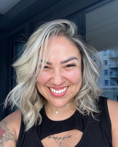 Carousel post from trindadehairstylist.