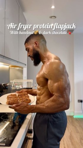 Video post from ph_gains.