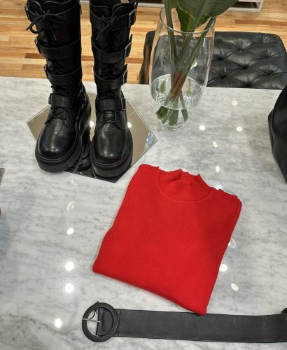 Carousel post from galeriaspacificoshopping.