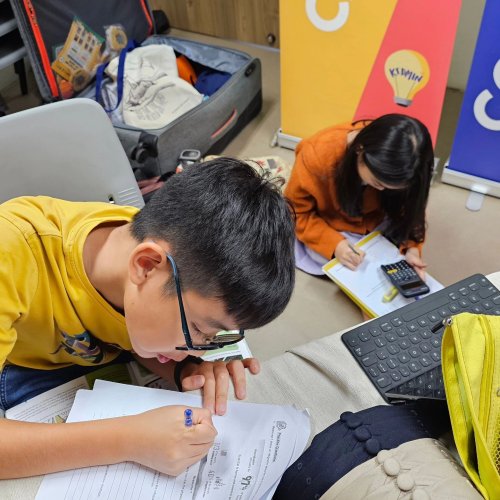 Carousel post from thetreasureboxsg.