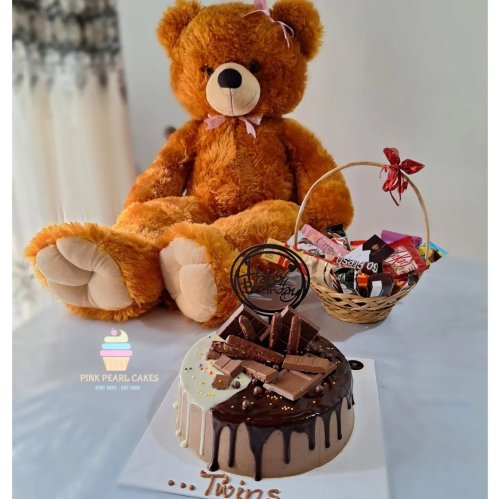Carousel post from pink_pearl_cakes_kuliyapitiya_.
