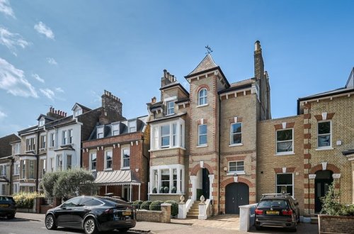 Carousel post from saltfilm_locations.