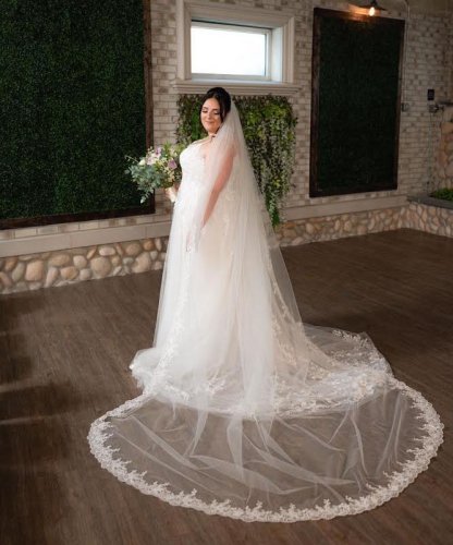 Photo post from thecurvybridenj.