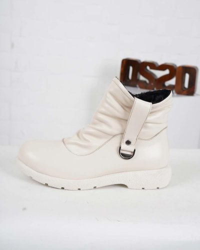 Carousel post from ossoshoes.