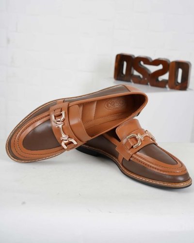 Carousel post from ossoshoes.