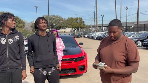 Video post from sincere.tha.car.plug.