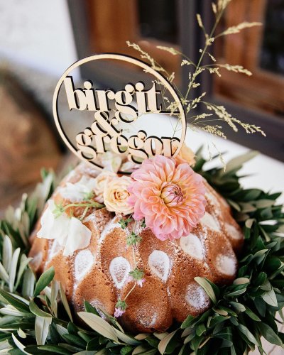 Carousel post from suesseboutique.