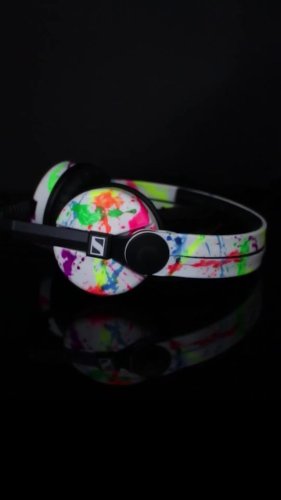 Video post from customcans_headphones.