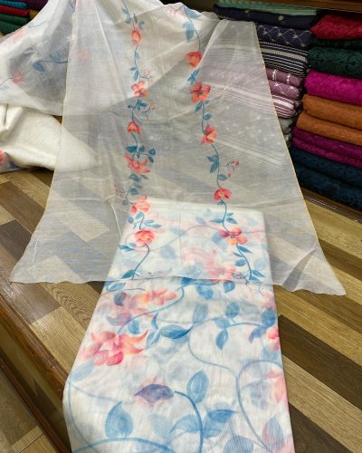 Carousel post from akbar_fabrics_.