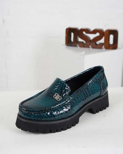 Carousel post from ossoshoes.
