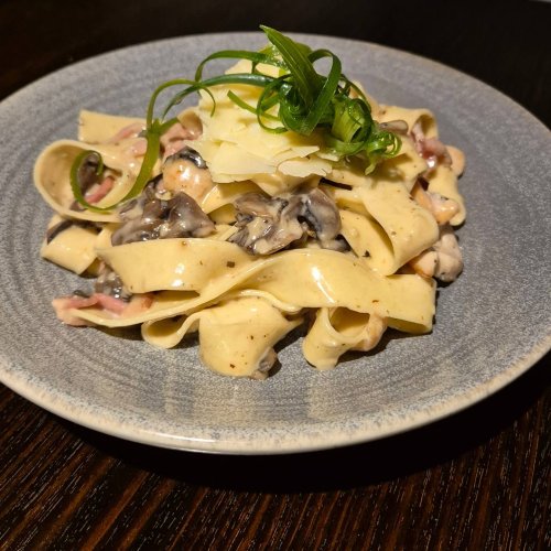 Carousel post from thearytoukley.