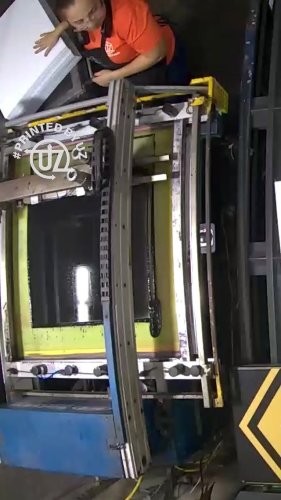 Video post from uzmarketing.