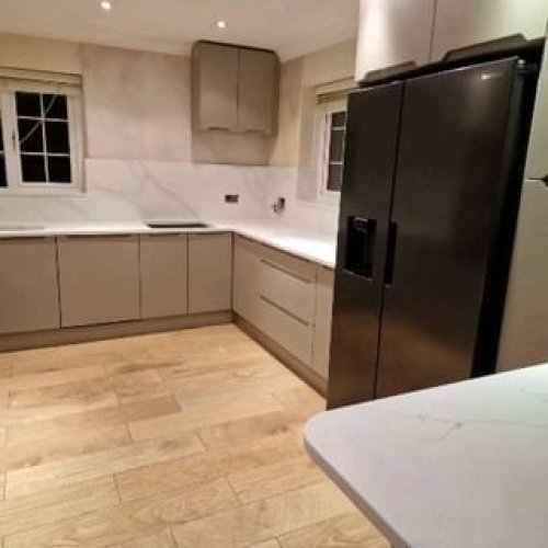 Video post from ellocoworktops.