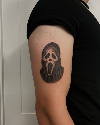 Photo post from lovetattoossandhurst.