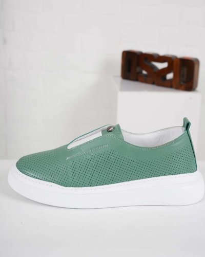 Carousel post from ossoshoes.