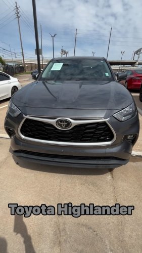 Video post from sincere.tha.car.plug.