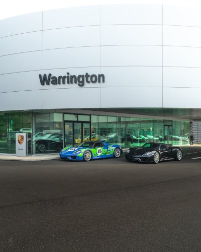Carousel post from porschewarrington.