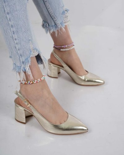 Carousel post from ossoshoes.