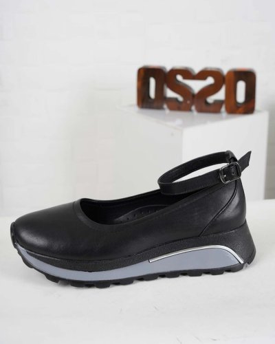 Carousel post from ossoshoes.