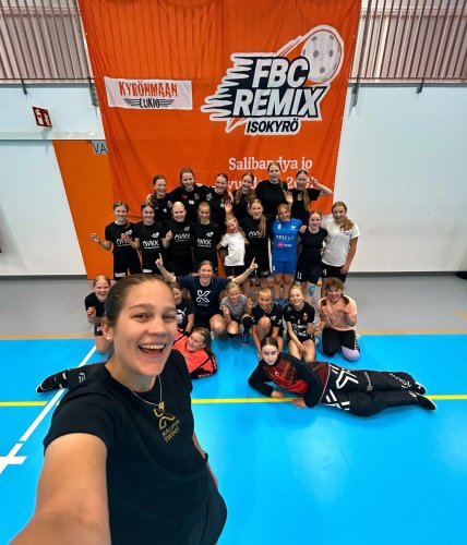 Carousel post from kauppitwins.