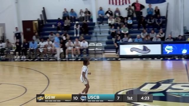 Video post from uscbsandsharks.