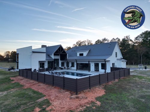 Carousel post from loosianafenceandpatios.