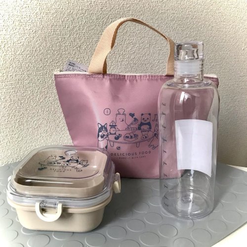 Carousel post from sunmallhiroshima.
