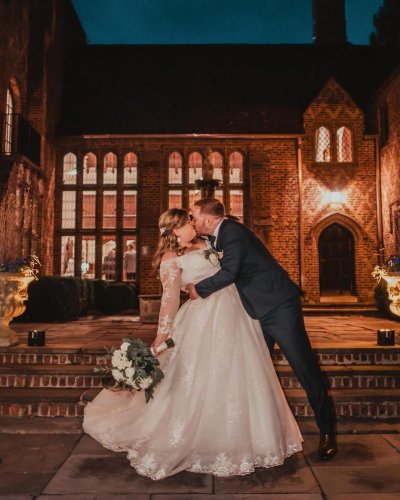 Carousel post from thecurvybridenj.