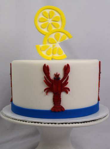 Photo post from marquettescakestudio.