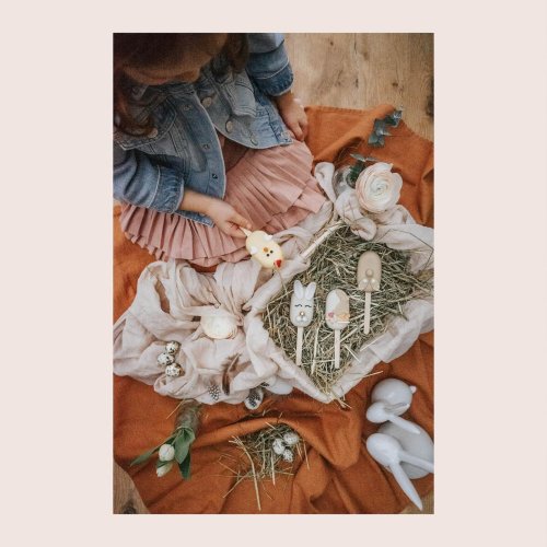 Carousel post from suesseboutique.