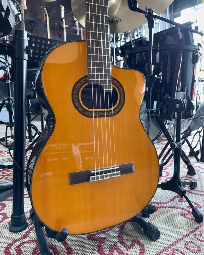 Carousel post from miyatamusic.