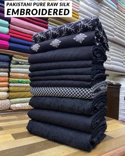 Carousel post from akbar_fabrics_.