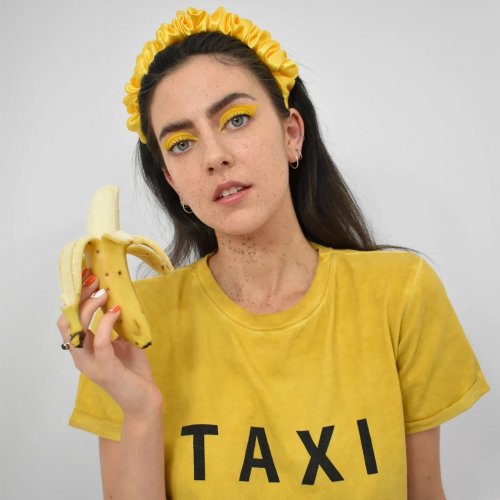 Carousel post from untaggedfashion.