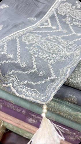 Video post from akbar_fabrics_.