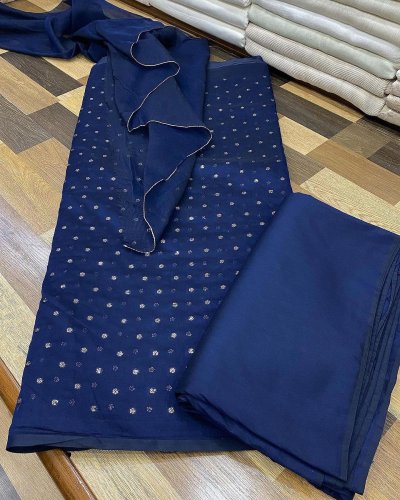 Carousel post from akbar_fabrics_.