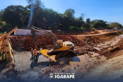 Carousel post from prefeituradeigarape.