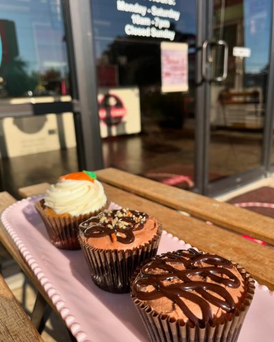 Photo post from smallcakestyler.