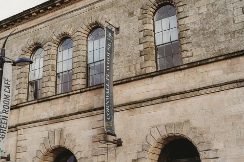 Carousel post from hotelvaratruro.