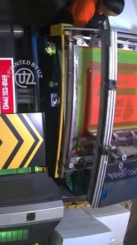 Video post from uzmarketing.