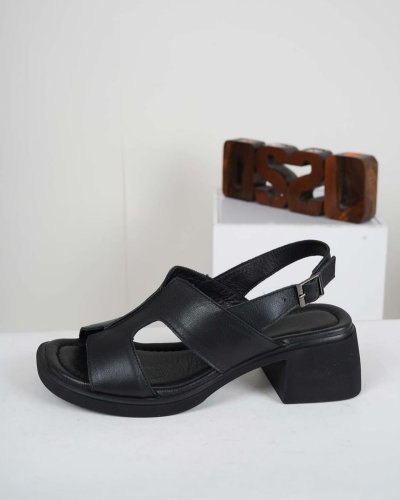 Carousel post from ossoshoes.