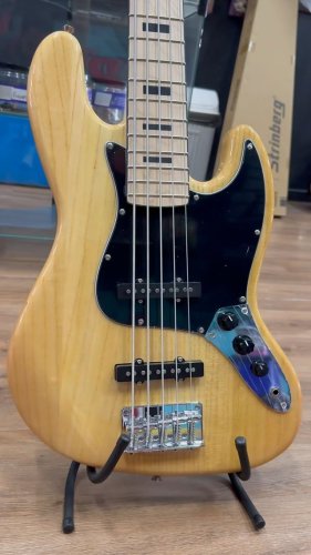 Video post from miyatamusic.