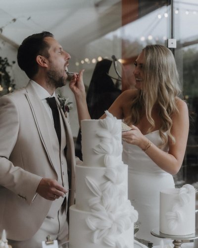 Carousel post from suesseboutique.