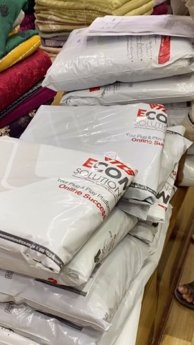 Video post from akbar_fabrics_.