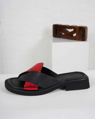 Carousel post from ossoshoes.