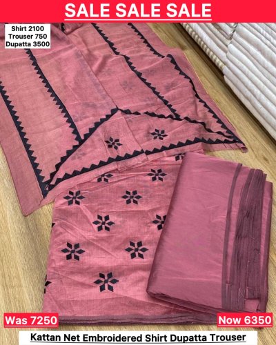 Carousel post from akbar_fabrics_.