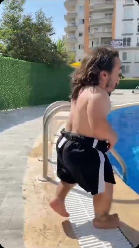 Video post from bombacizeydan.