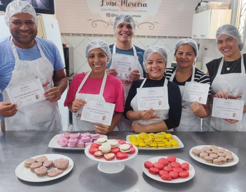 Carousel post from lumoreiracursos.