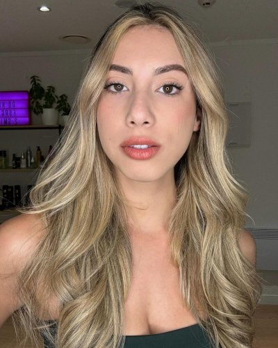 Carousel post from trindadehairstylist.