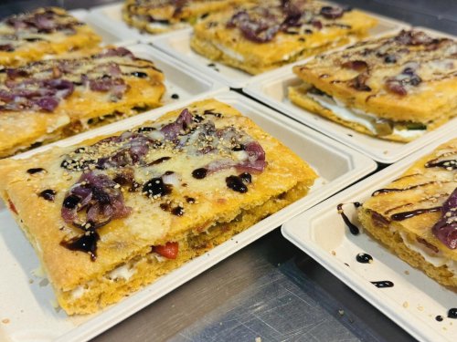 Carousel post from miditreizepontarlier.