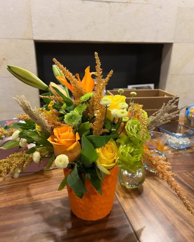 Carousel post from la_gifteria.